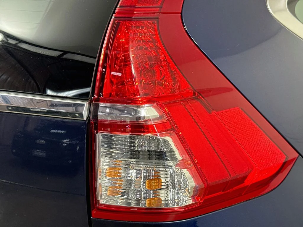 Used 2015 Blue Honda EX-L image 33