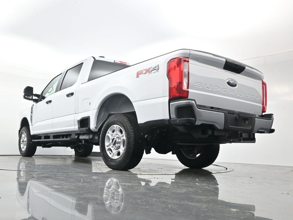 New 2026 Oxford White Ford F-250® XLT image 48