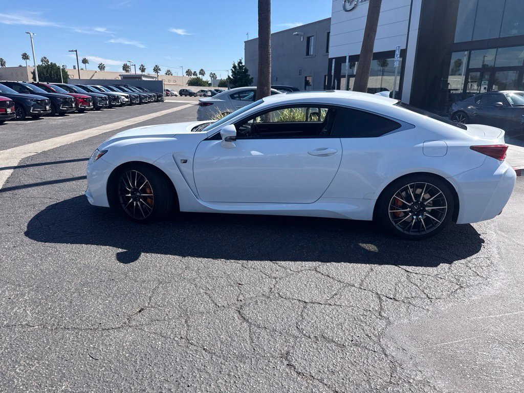 Used 2017 White Lexus F image 10