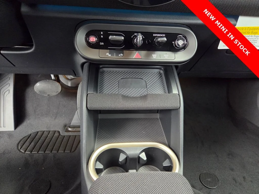 2026 MINI Countryman SE - Photo 23
