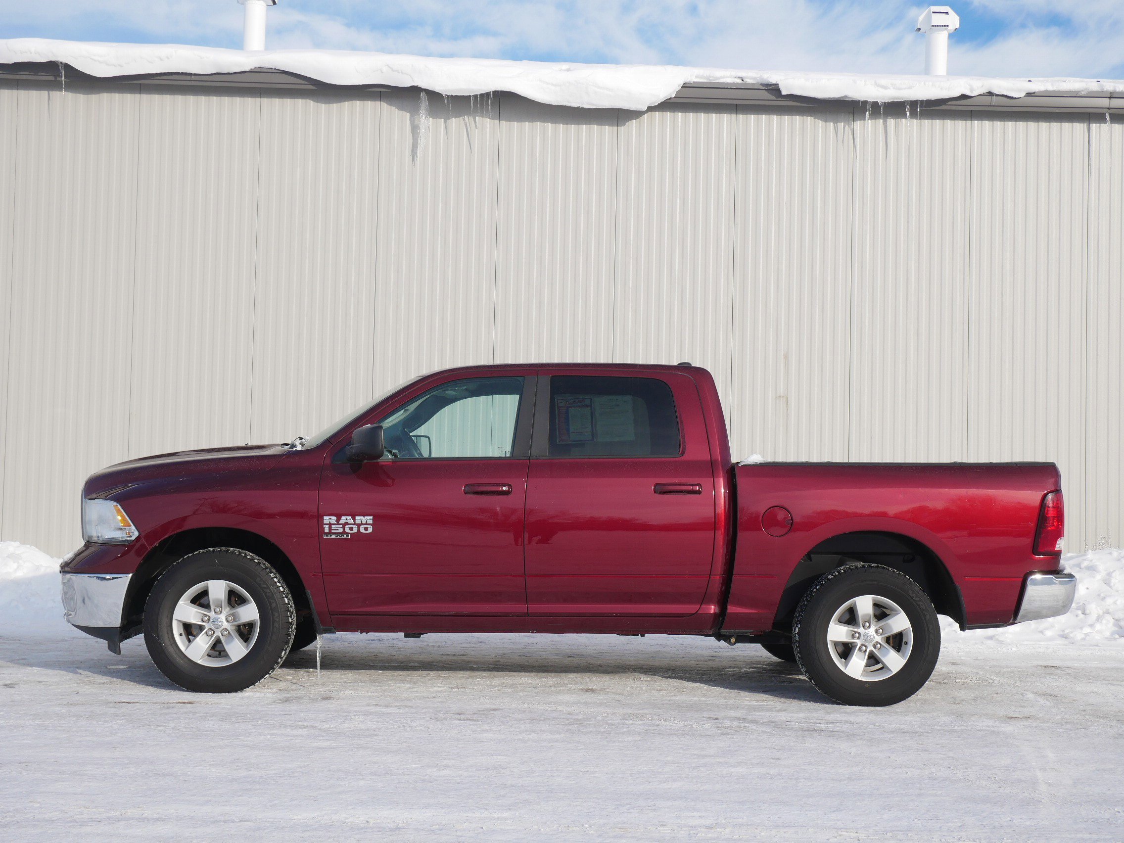 Used 2021 RAM Ram 1500 Classic SLT with VIN 1C6RR7LG0MS535880 for sale in Hastings, Minnesota