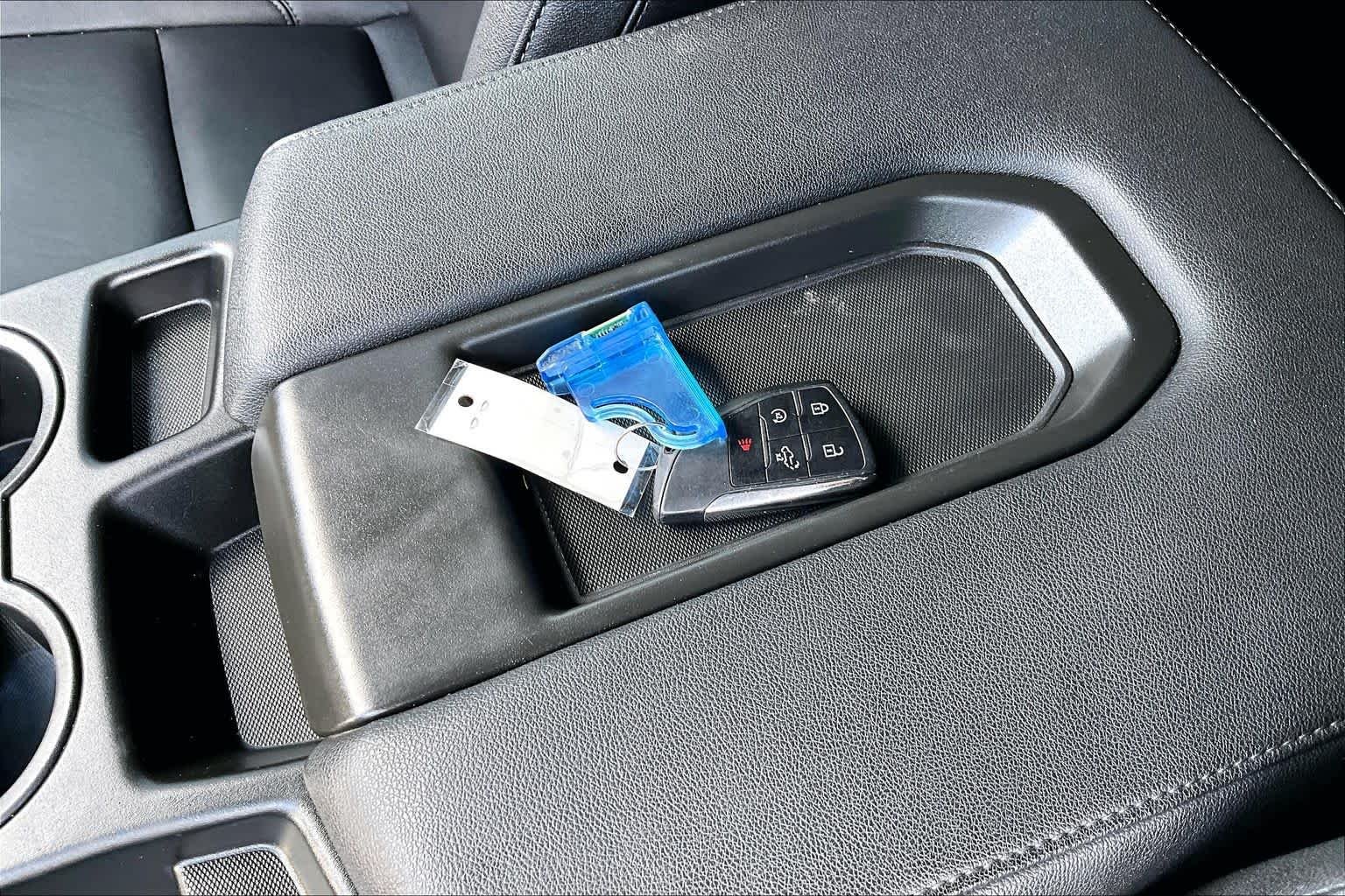 Used 2025 Cypress Gray Chevrolet LT image 15