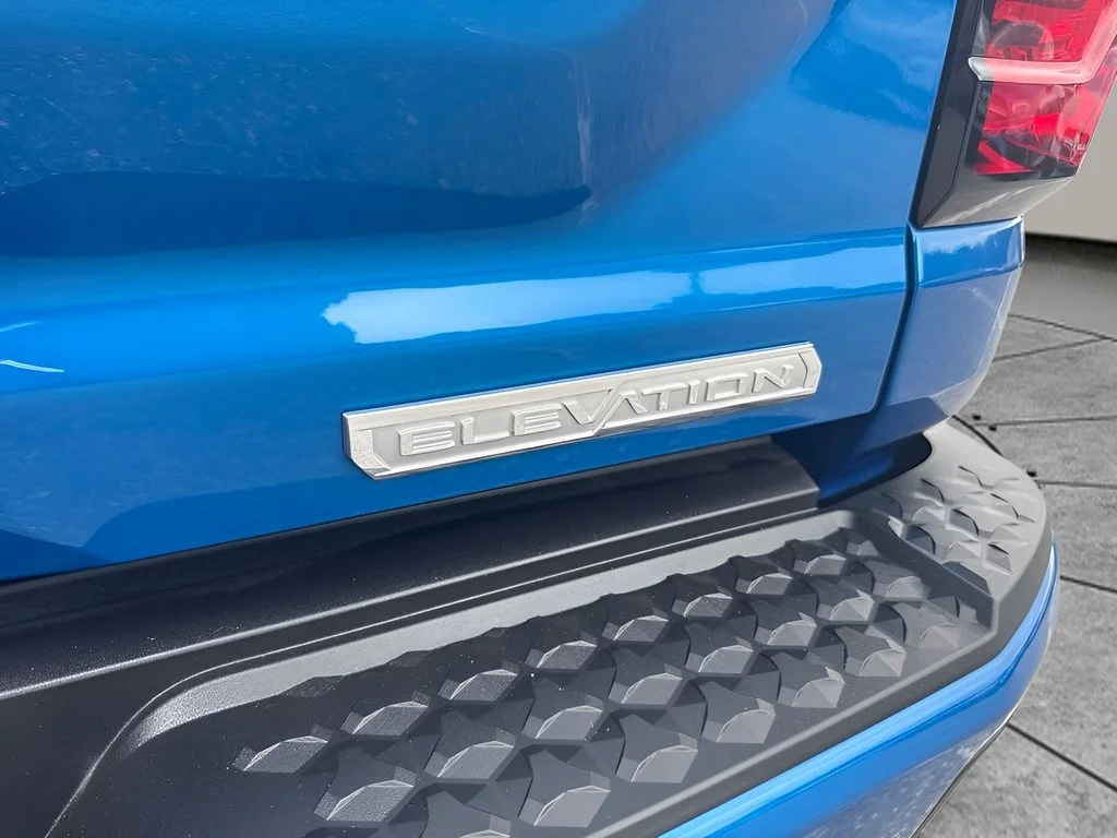 Used 2024 Blue GMC Elevation image 22