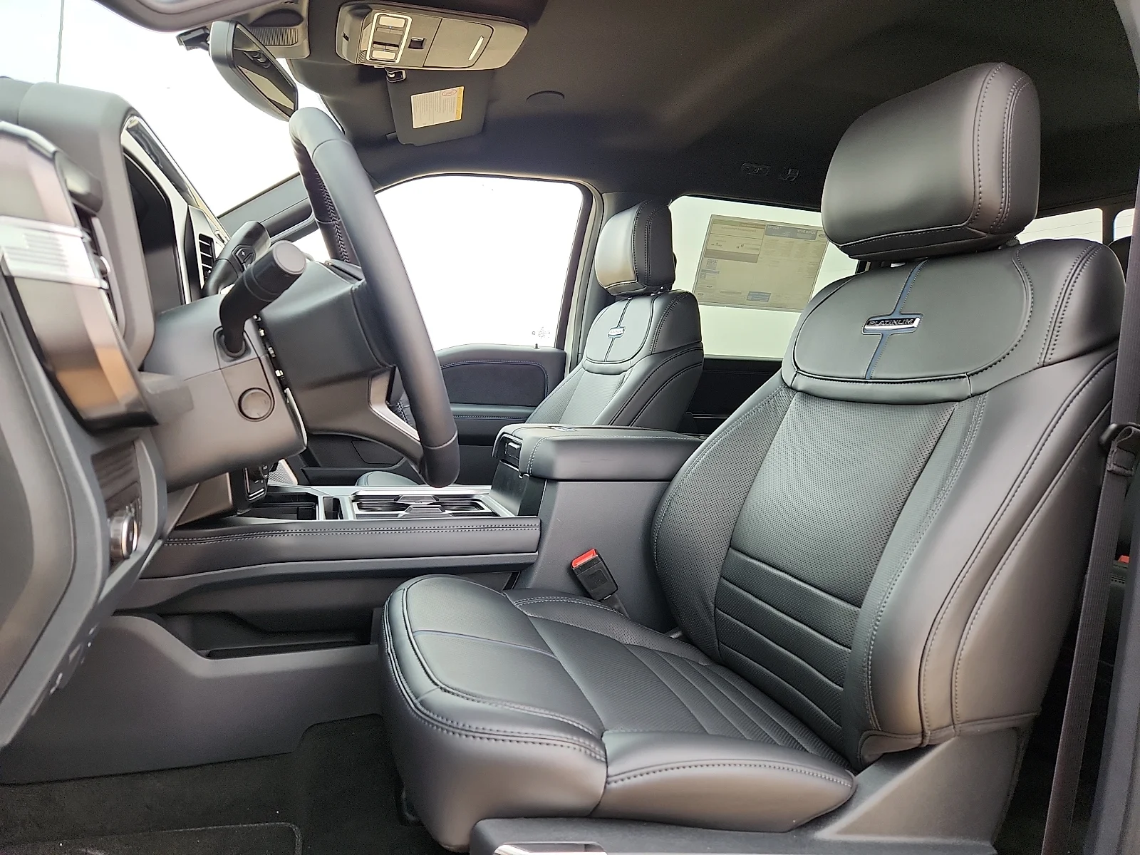 New 2026 Star White Metallic Tri-Coat Ford F-250® Platinum® image 17