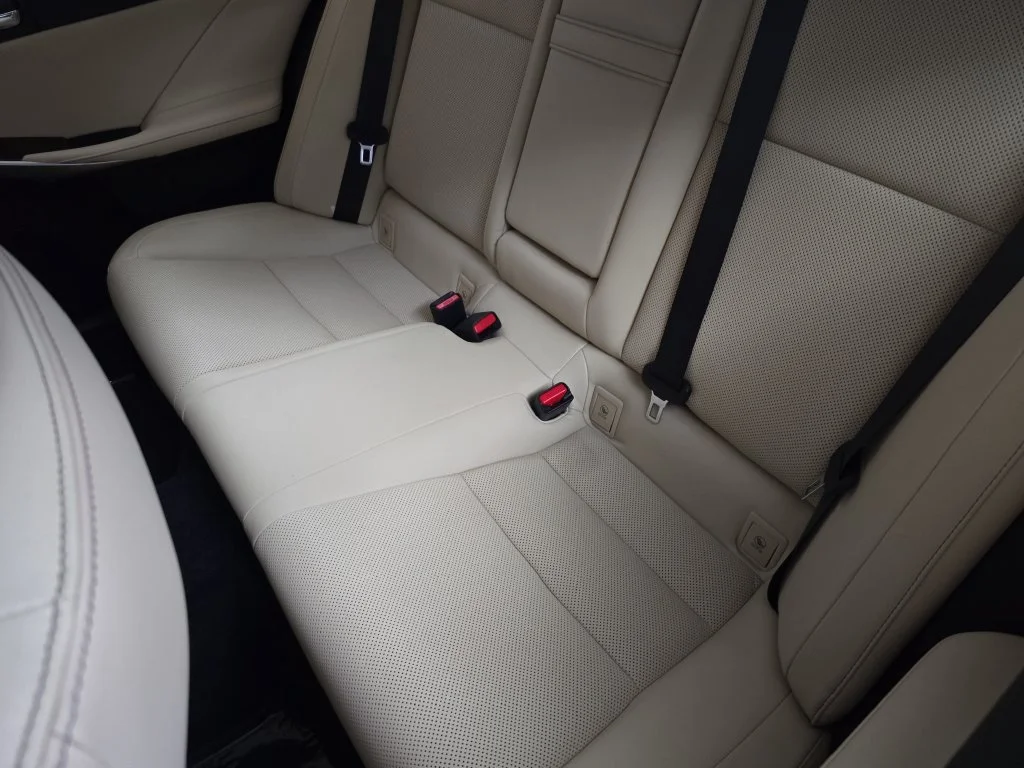 Used 2014 Blue Lexus 350 image 16