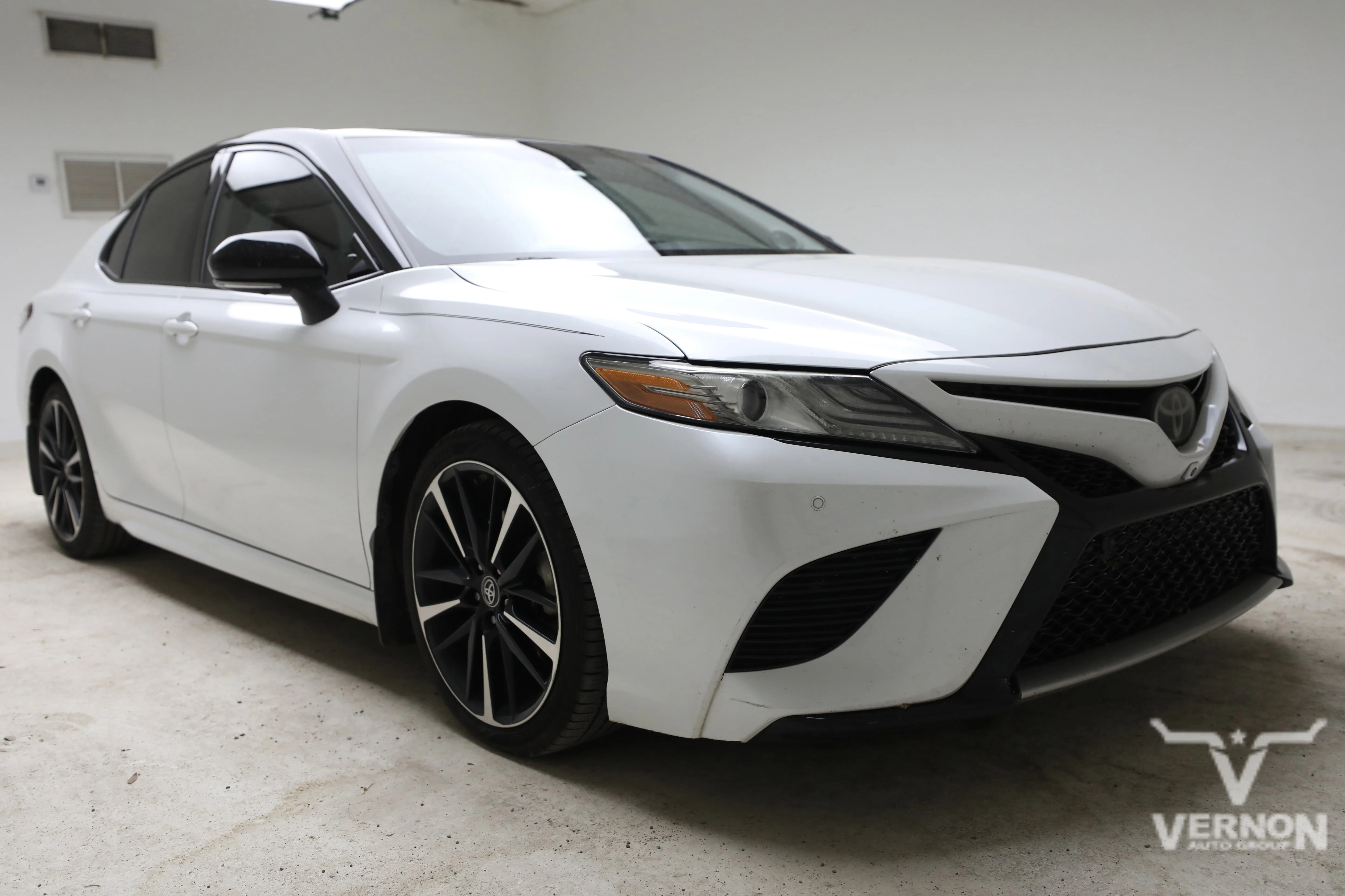 Pre-Owned 2019 Toyota Camry XLE Sedan FWD