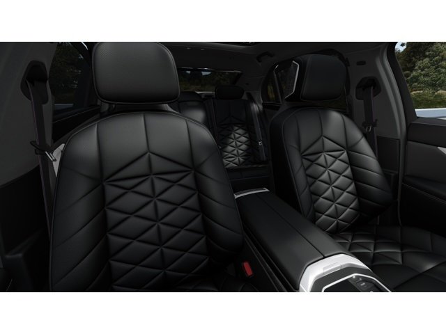 New 2026 Black Sapphire Metallic BMW 740i image 11