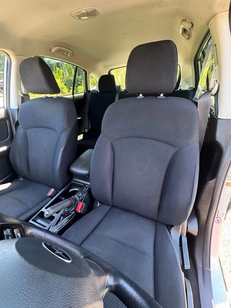 Used 2012 Ice Silver Metallic Subaru 2.0i Premium image 31