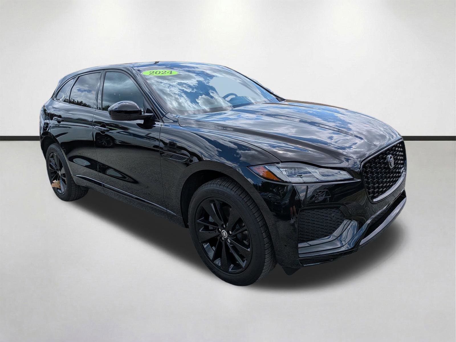 2024 Jaguar F-PACE P250 R-Dynamic S's photo