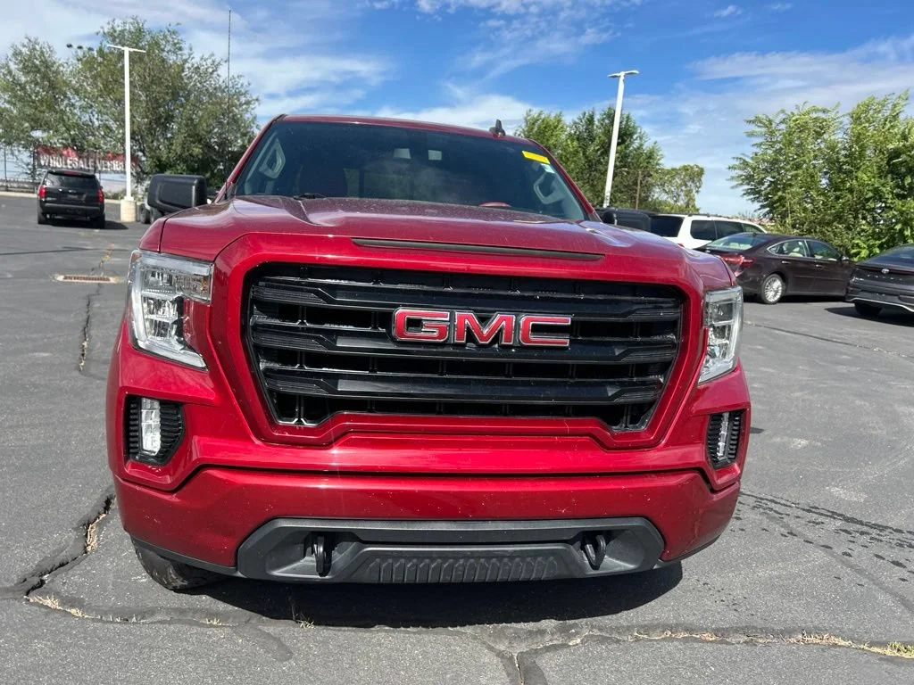 Used 2019  GMC Elevation image 3