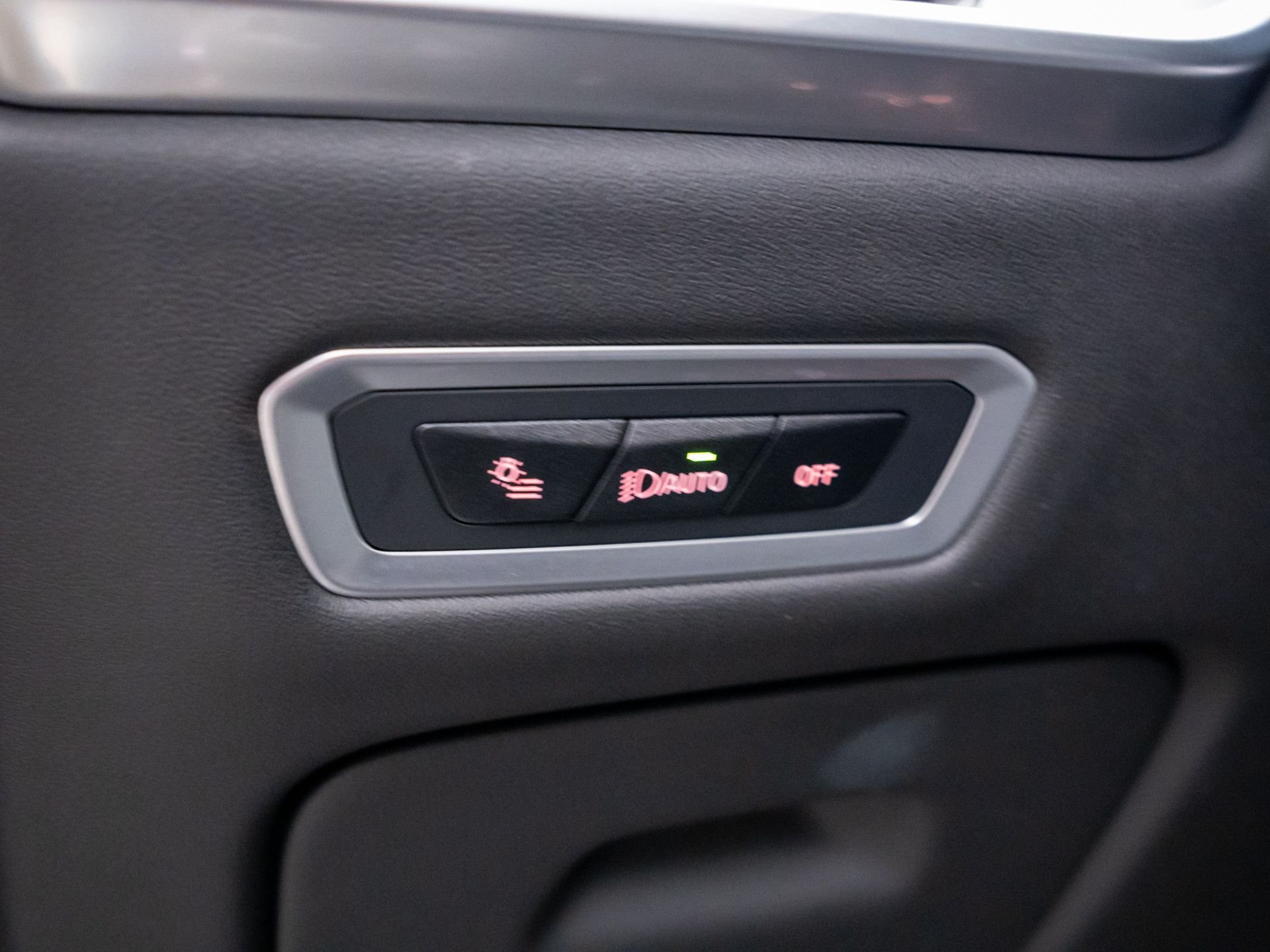 Used 2024 Black BMW M60i image 22