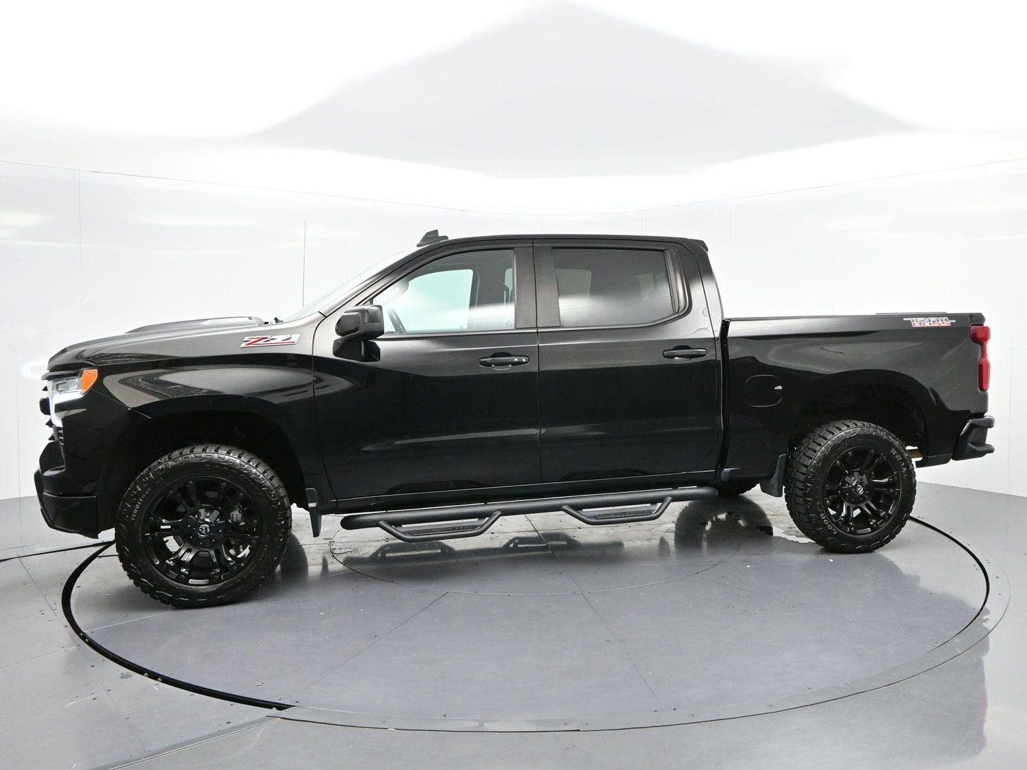 Used 2022 Black Chevrolet LT Trail Boss image 4