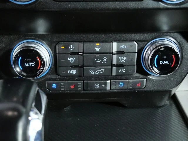 Used 2020 Black Ford Lariat image 21