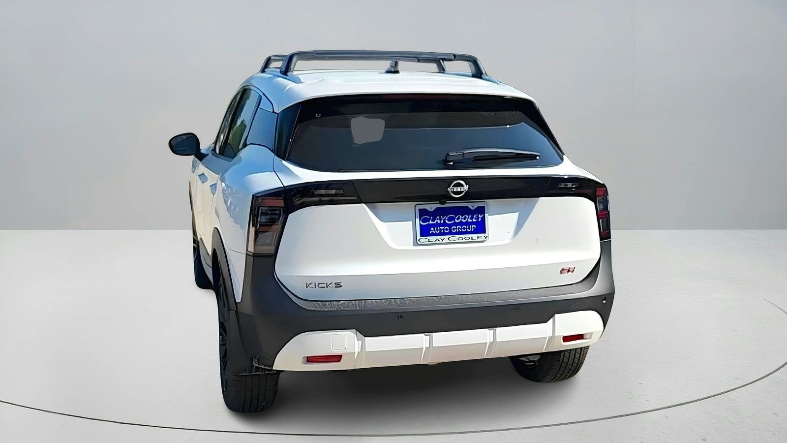 New 2026 White Nissan SR image 5