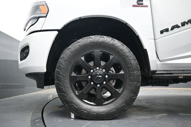 Used 2024 White Ram Laramie image 30