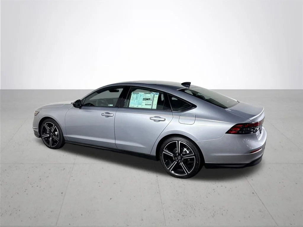 New 2026 Solar Silver Metallic Honda SE image 8