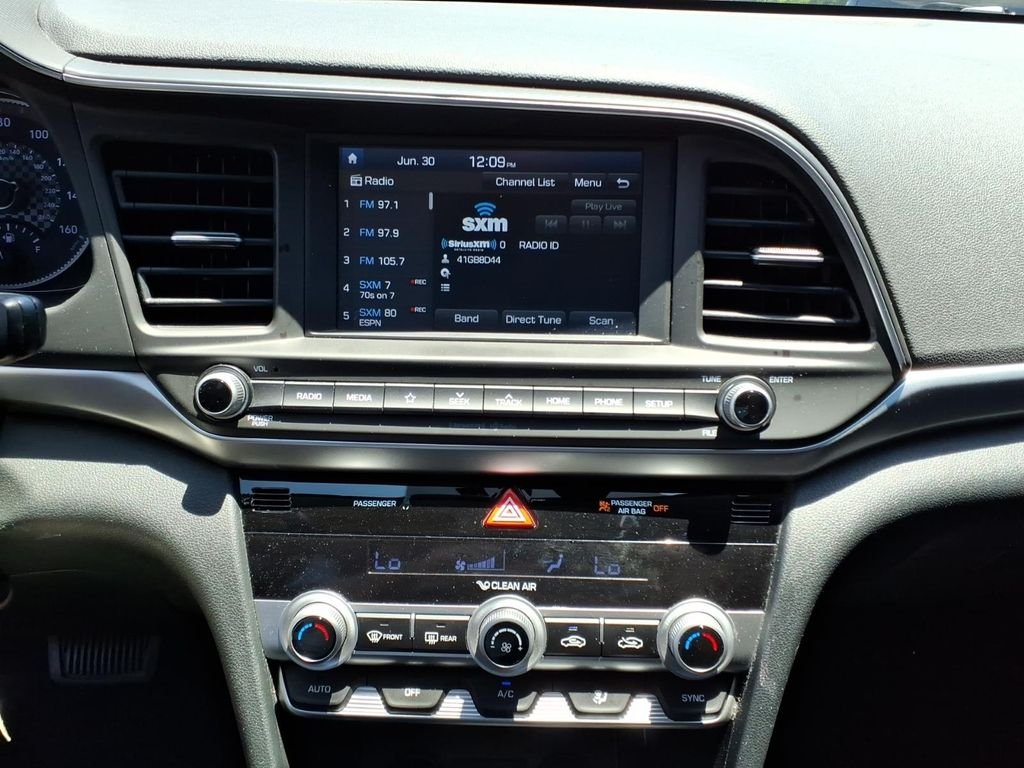 Used 2020 Quartz White Pearl Hyundai SEL image 8