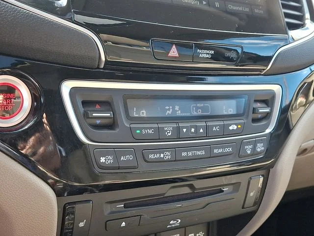 Used 2019 Deep Scarlet Pearl Honda Touring image 18