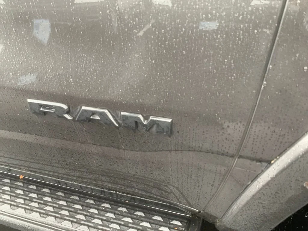 Used 2022 Granite Crystal Metallic Clearcoat Ram Laramie image 8