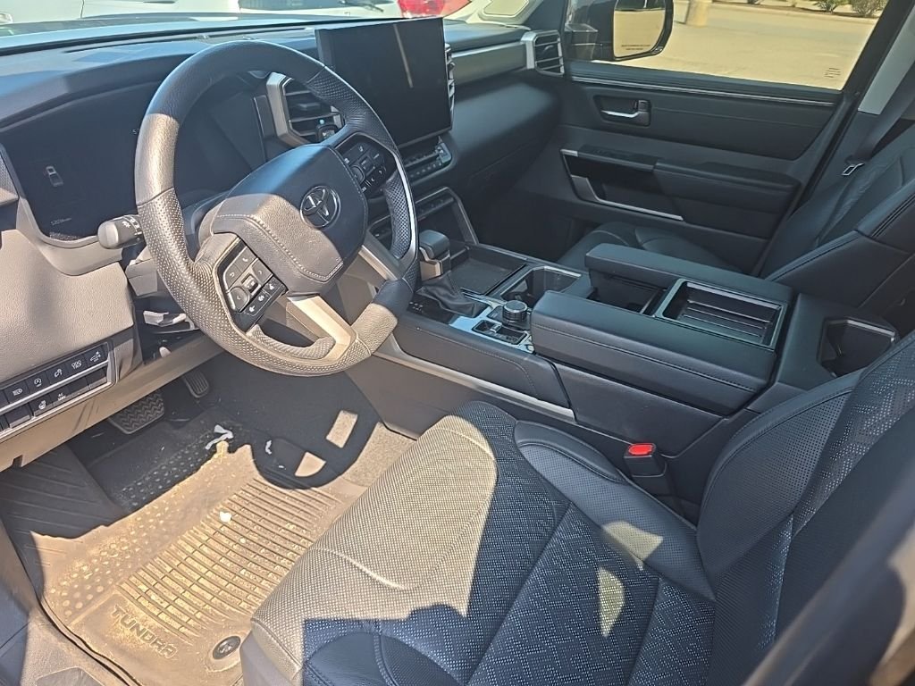 Used 2024  Toyota Limited image 12