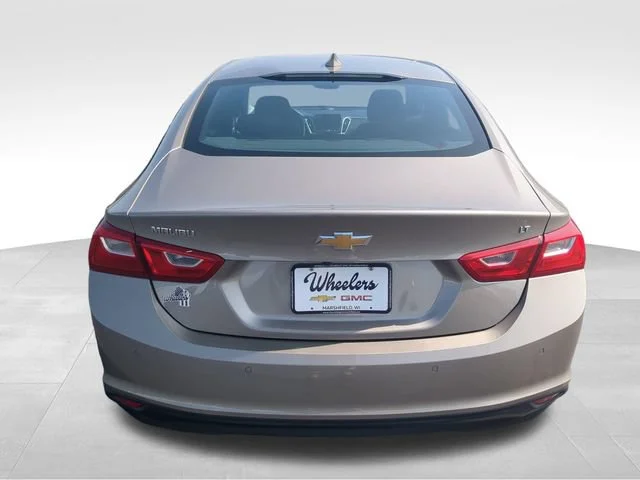 Used 2025 Mineral Gray Metallic Chevrolet 1LT image 4