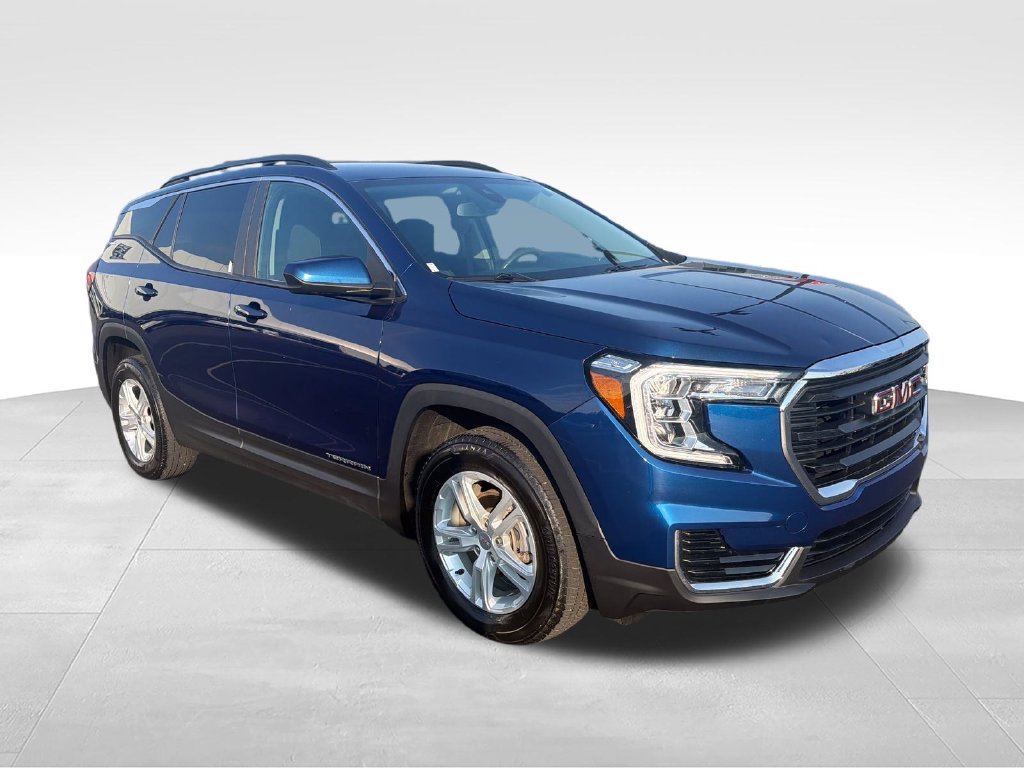 Used 2022 Blue GMC SLE image 7