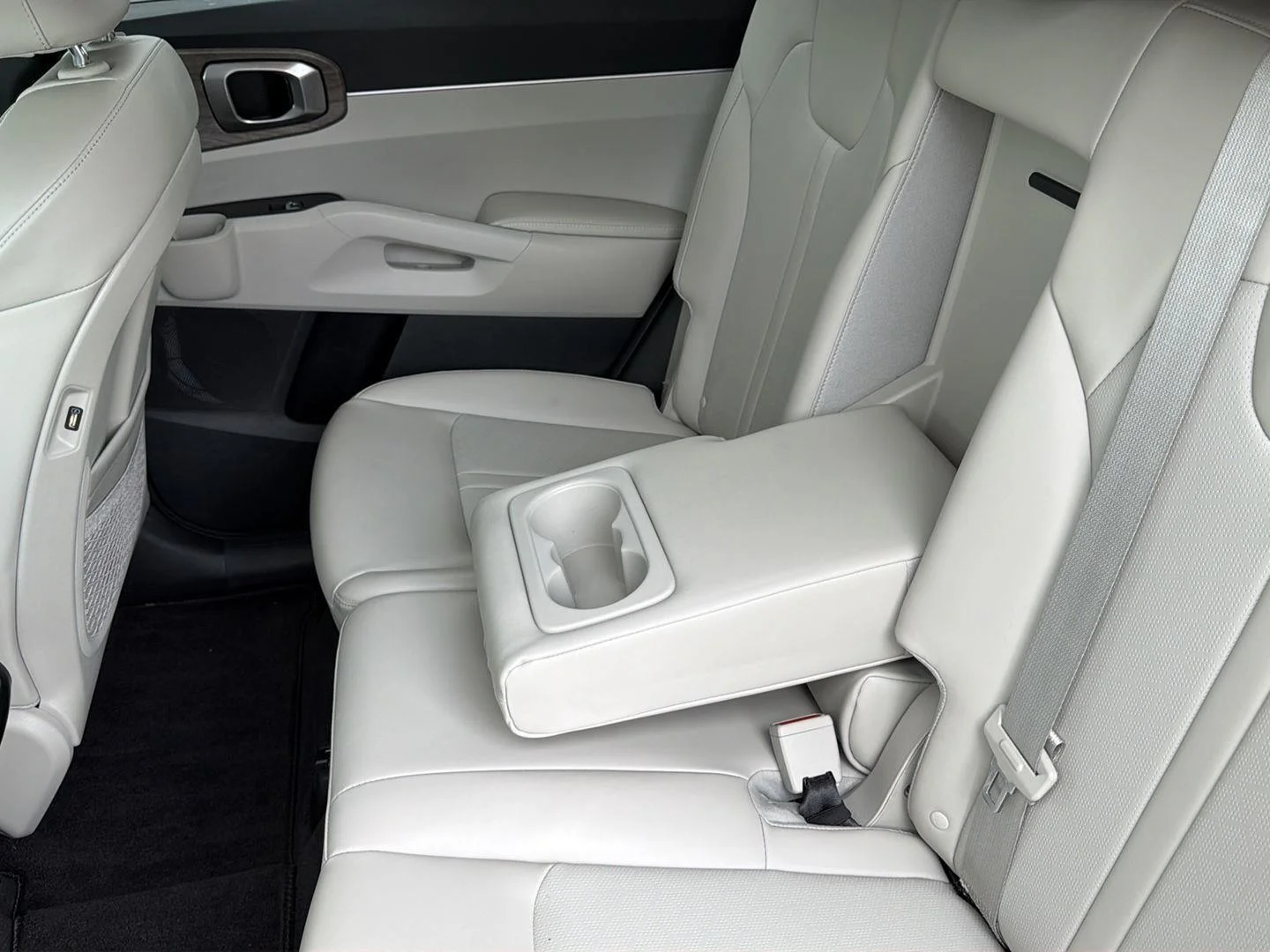 Used 2023 Gravity Gray Kia X-Line S image 18
