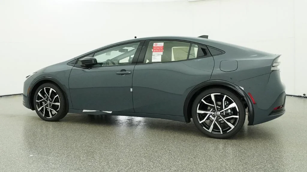 New 2026 Guardian Gray Toyota XSE Premium image 5