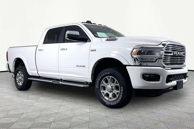 Used 2021 White Ram Laramie image 2
