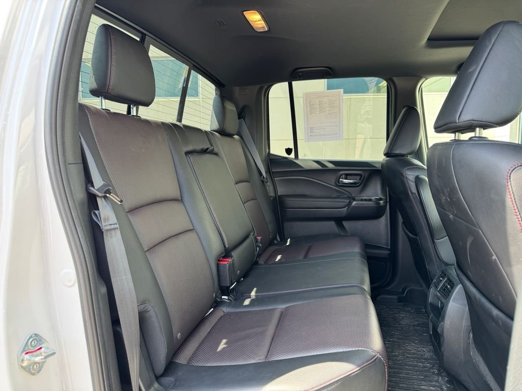 2023 Honda Ridgeline Black Edition - Photo 11