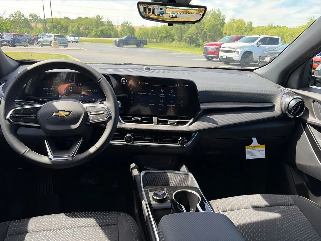 2026 Chevrolet Equinox LT - Photo 9