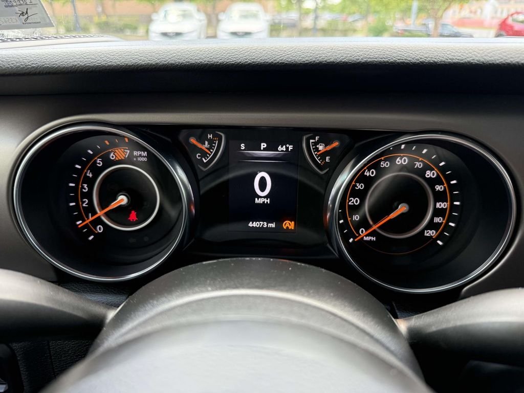 Used 2020 Black Jeep Unlimited Sport image 25