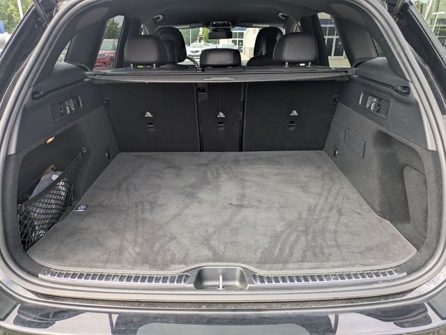 Used 2025 Black Mercedes-Benz GLC 300 image 6