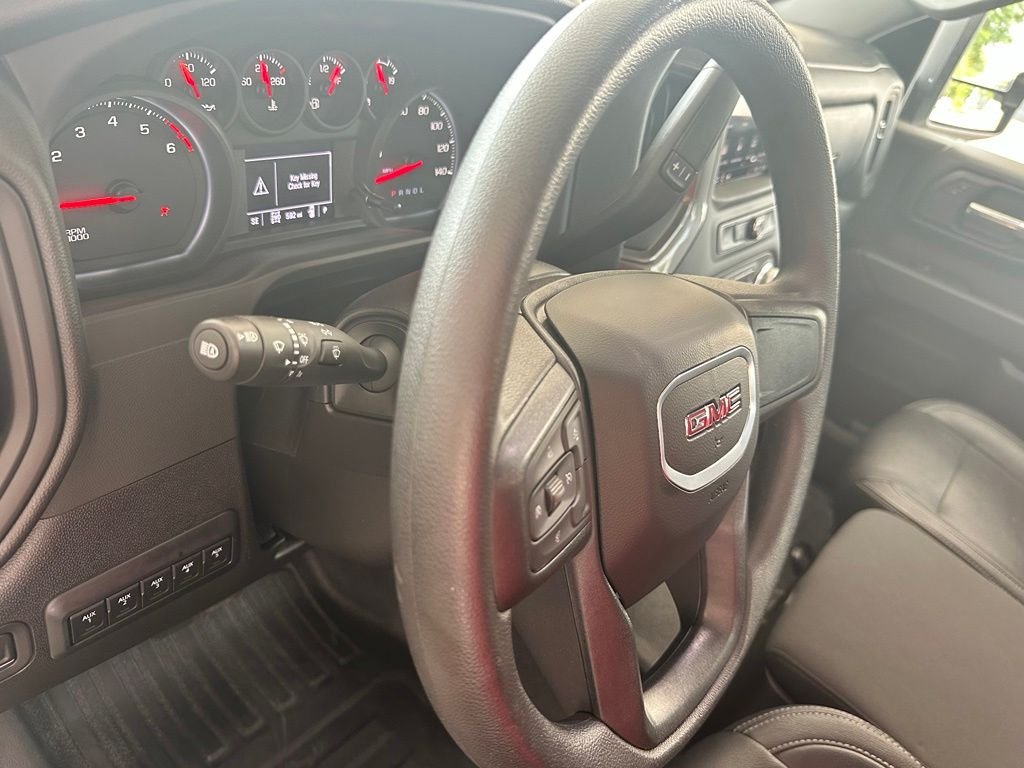 Used 2025 White GMC Pro image 20