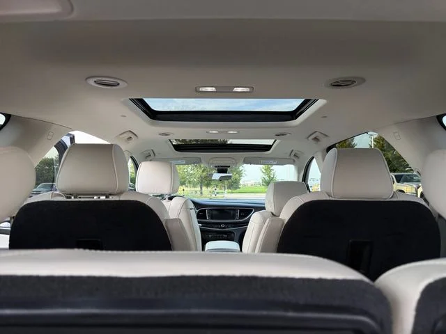 Used 2023 White Buick Avenir image 20