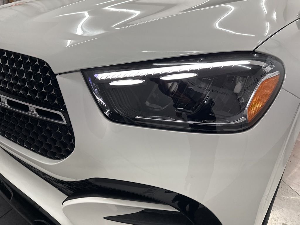 Used 2026 White Mercedes-Benz GLE 450 image 32