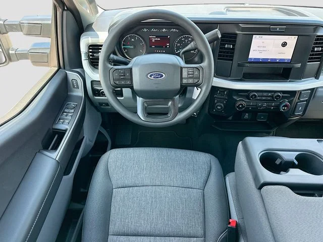 New 2026 Oxford White Ford XL image 15