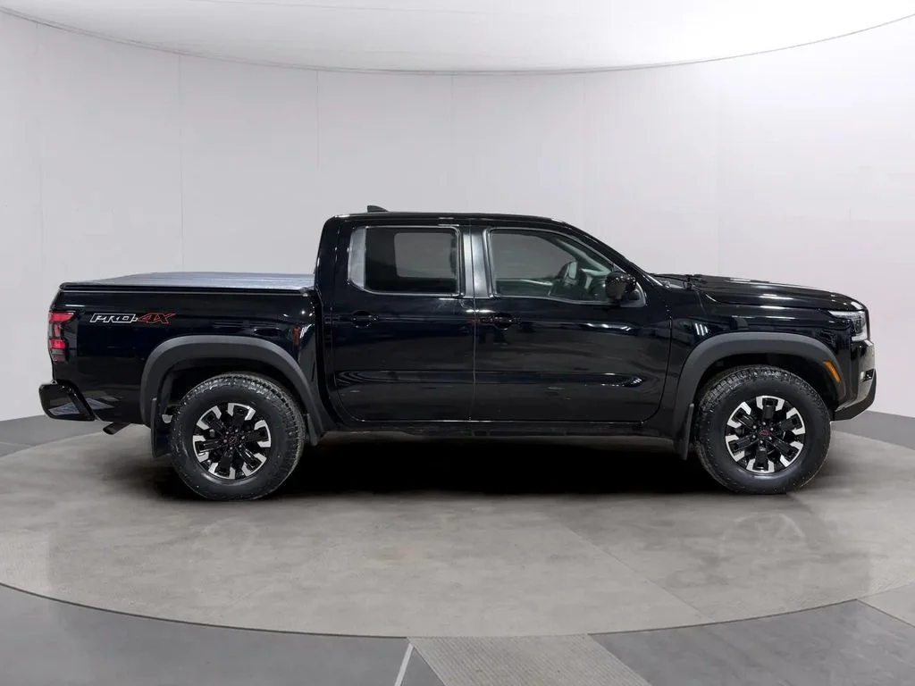 Used 2023 Super Black Nissan PRO-4X image 3