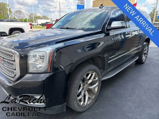 2019 GMC Yukon 4WD SLE's photo