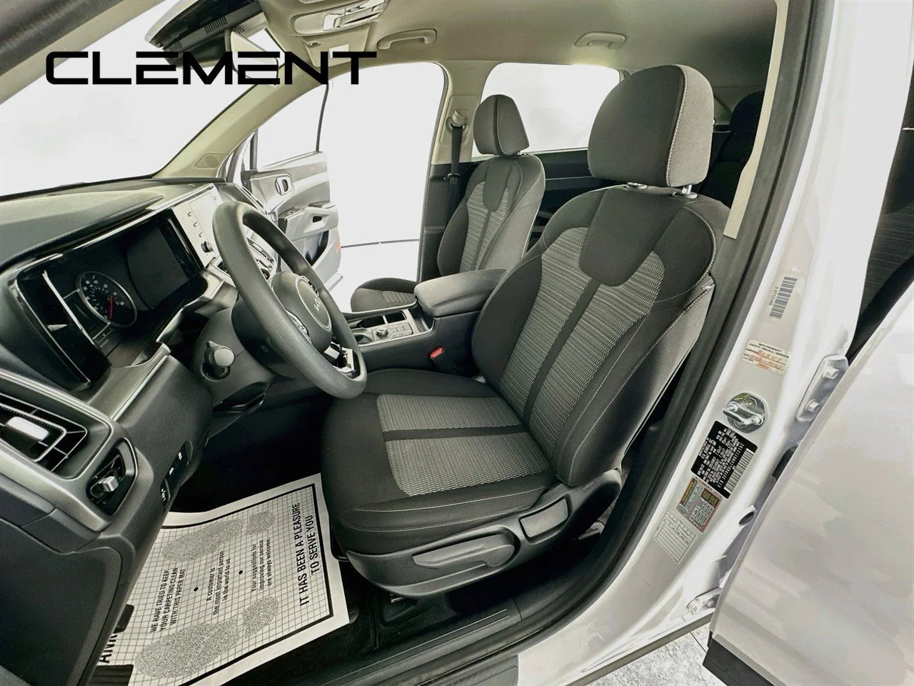 Certified Used 2022 Glacial White Pearl Kia LX image 28