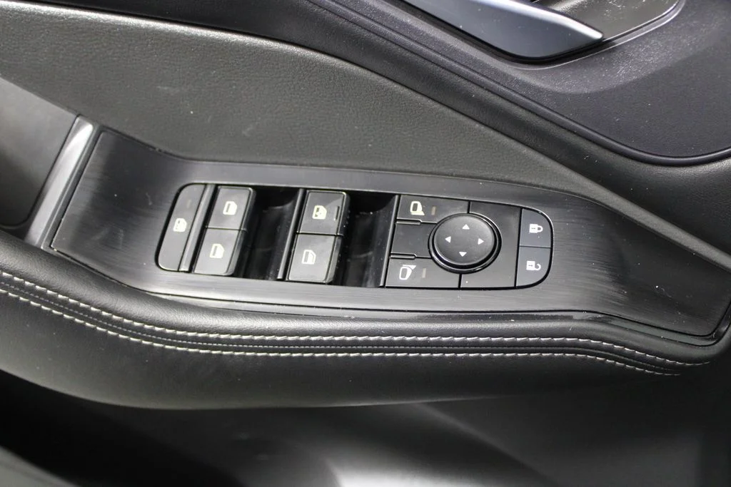 2024 Nissan Rogue SV - Photo 24