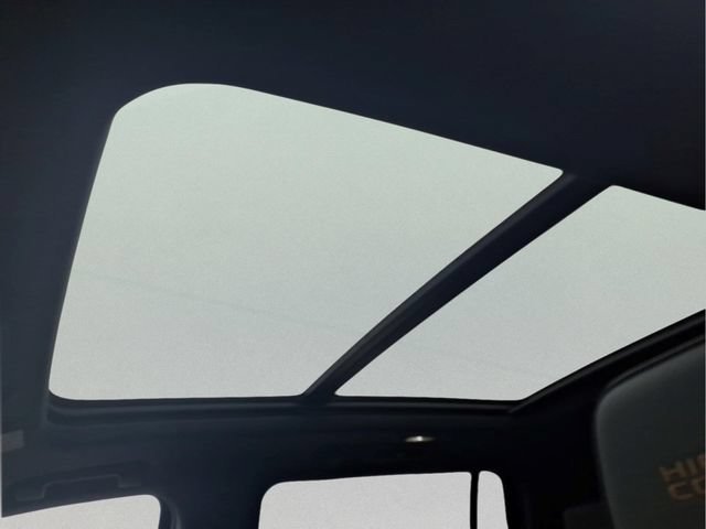 New 2026 Black Chevrolet High Country image 19