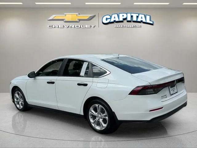 Used 2024  Honda LX image 4