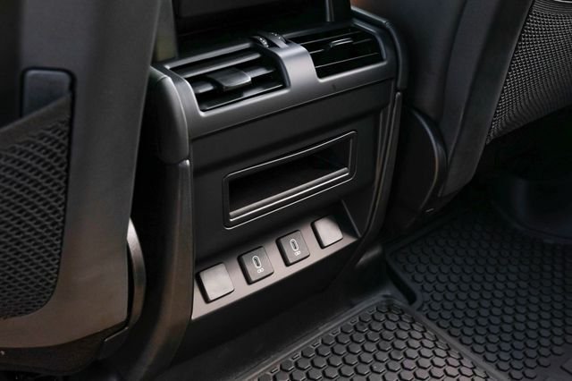 New 2026 Woolstone Green Metallic Land Rover X-Dynamic SE image 45