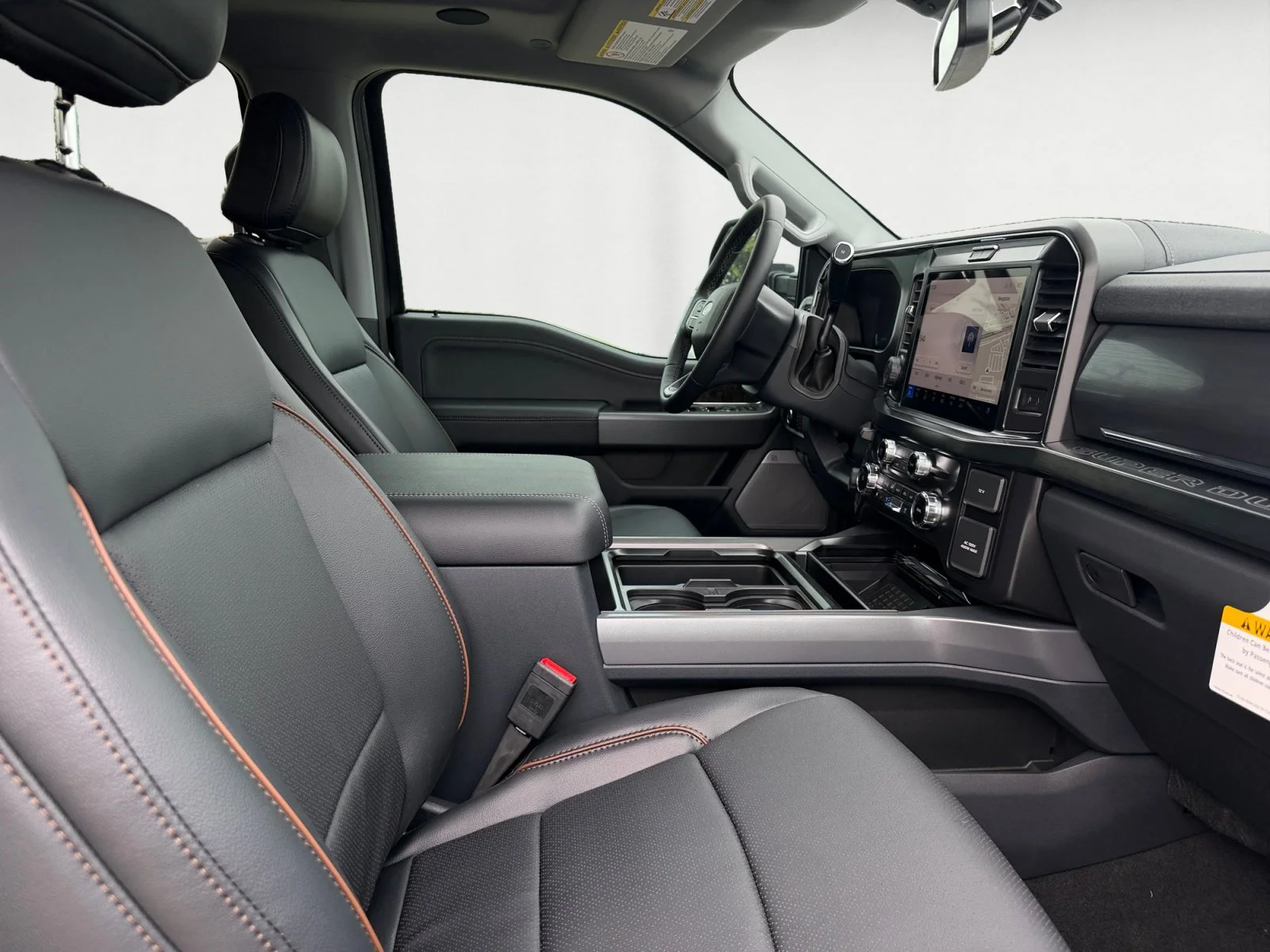 New 2026 Carbonized Gray Metallic Ford LARIAT image 15