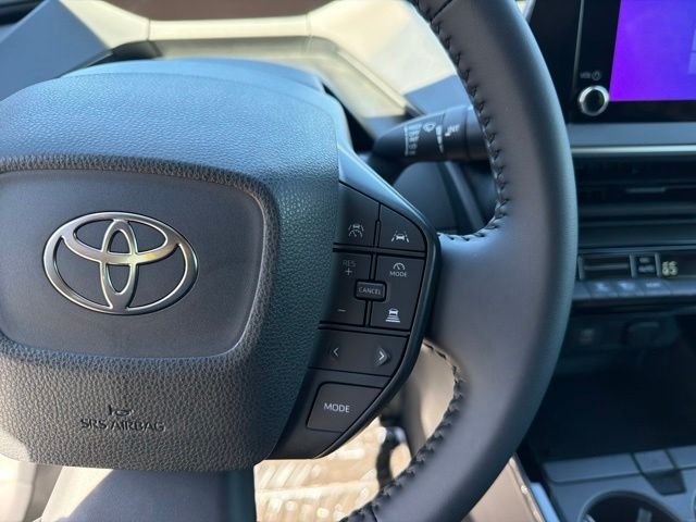Certified Used 2027 01m2 Toyota LE image 17