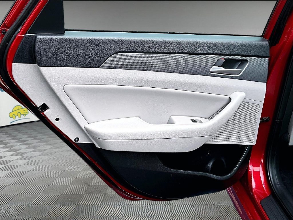 Used 2018 Red Hyundai SEL image 20