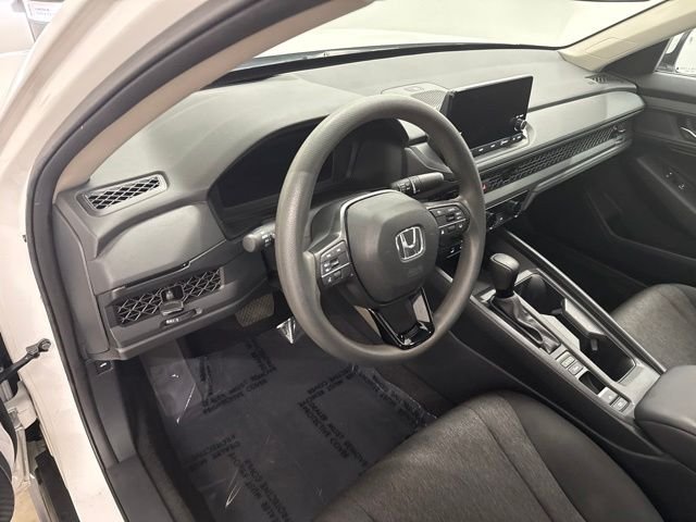 Used 2023 White Honda LX image 15