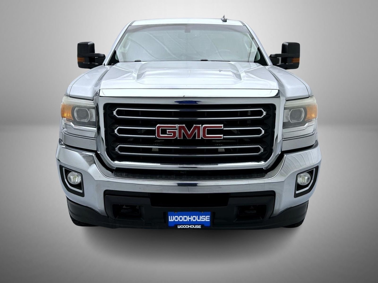 Used 2015 Silver GMC SLE image 2