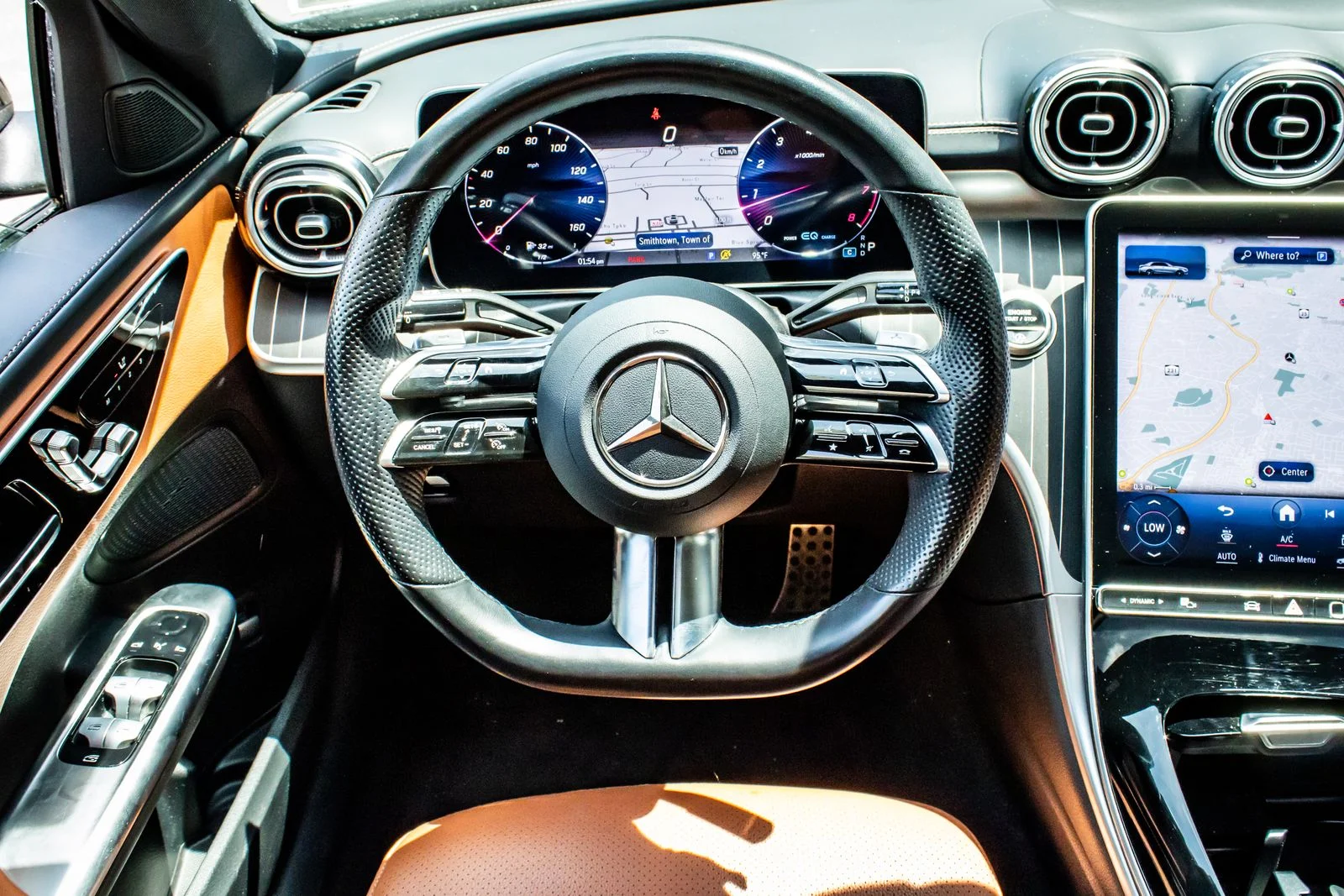 Used 2022 Black Mercedes-Benz C 300 image 17